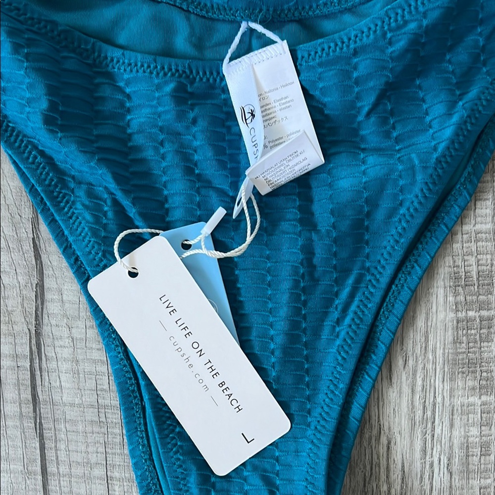 NWT Cupshe Blue Stylish O-Rings Bikini Set - Picture 3 of 5